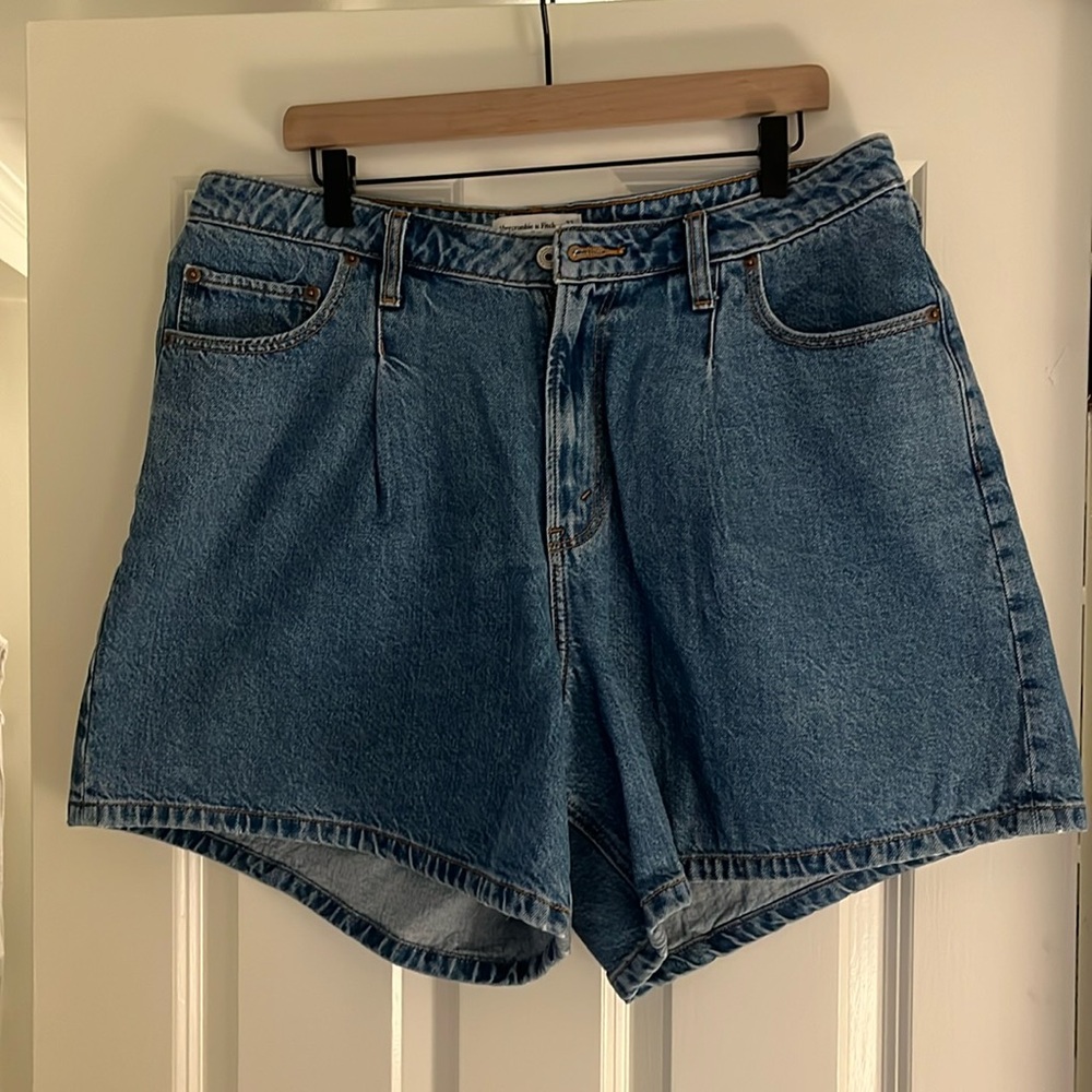 Abercrombie High Rise Curve Love Denim Shorts